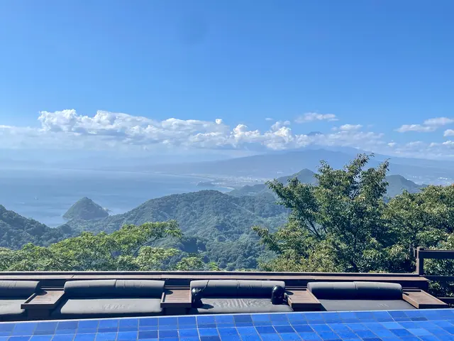伊豆パノラマパーク山頂駅（展望台、足湯）