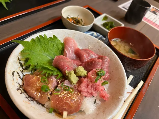 有魚亭