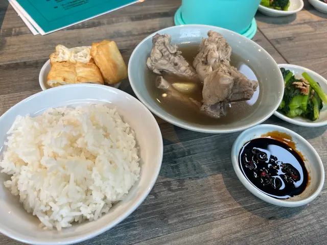 6 肉骨茶