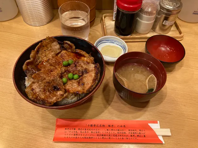豚丼のぶたはげ 帯広本店