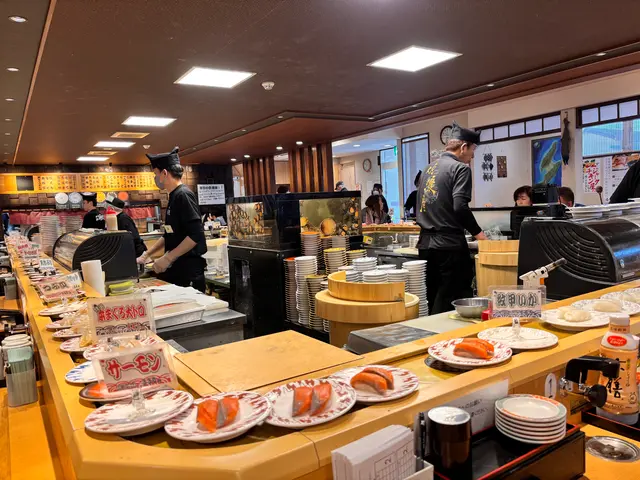 廻天寿司 弁慶 佐渡本店