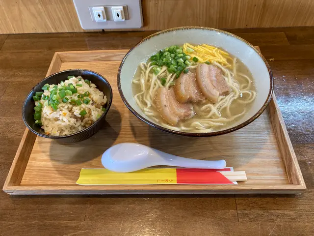 具志川そば 愛ちゃん