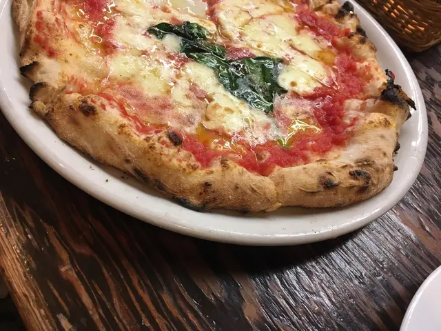 ピッツァ・イナ（ＰＩＺＺＡ１７）