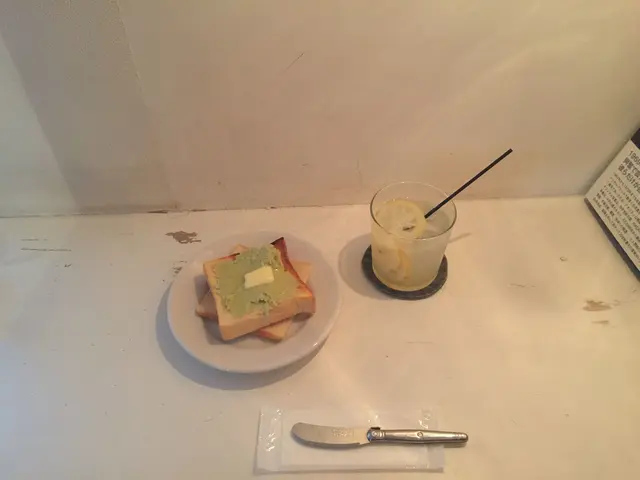 MOON mica takahashi COFFEE SALON