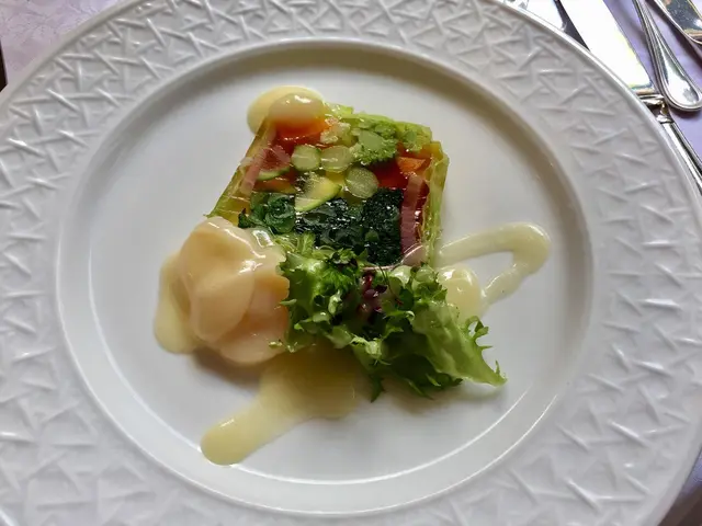 マーヴェラス パラディ白金