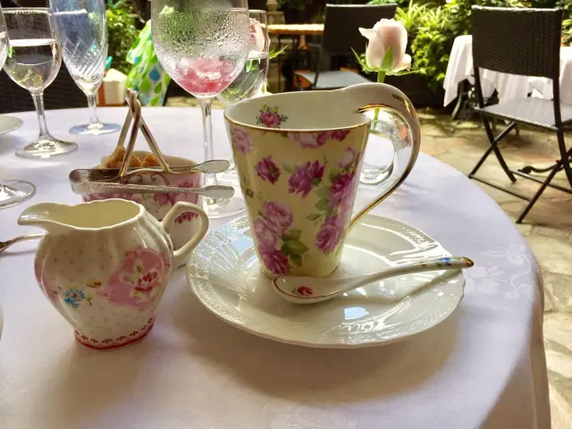 マーヴェラス パラディ白金