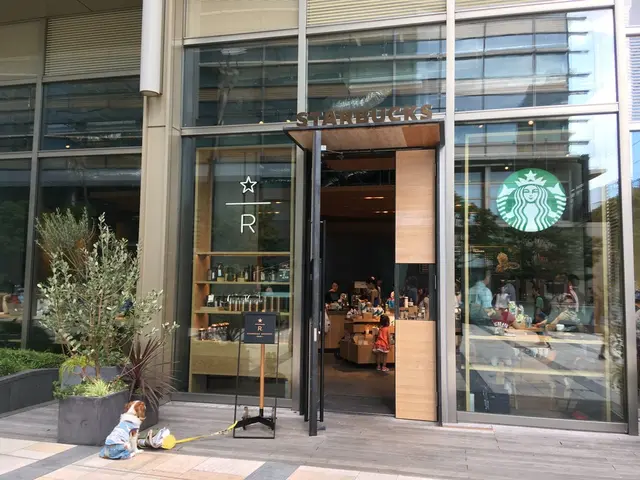 スターバックスコーヒー 東京ミッドタウンコンプレックススタジオ店