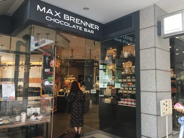 [閉店] MAX BRENNER CHOCOLATE BAR 広尾プラザ店 （マックスブレナーチョコレートバー）  
