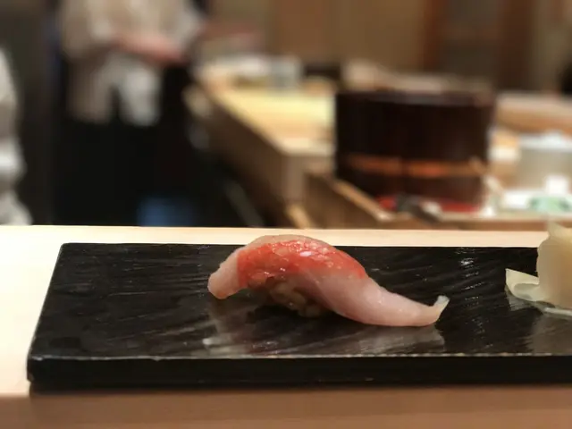 鮨とかみ
