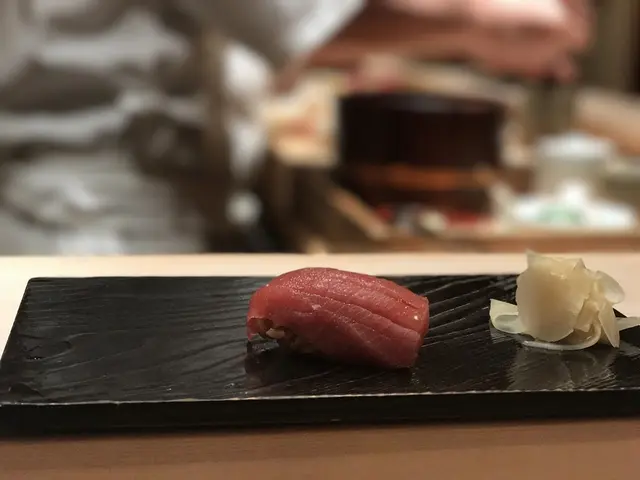 鮨とかみ