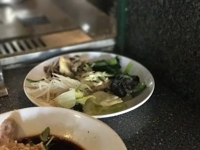 鉄板中華シャンウェイ