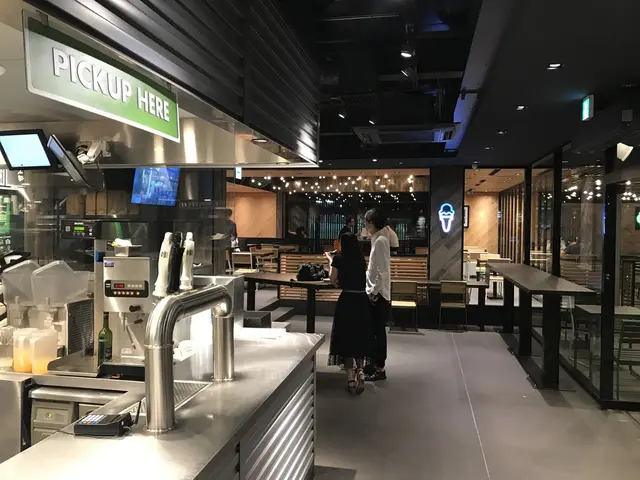 シェイクシャック 外苑いちょう並木店 （SHAKE SHACK）