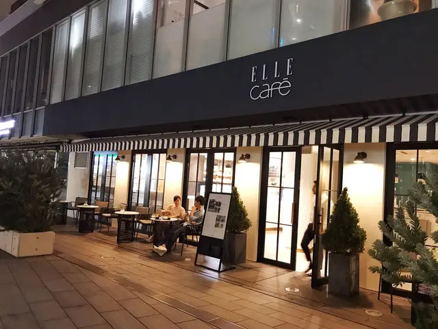 【閉業】ELLE cafe AOYAMA エルカフェ青山