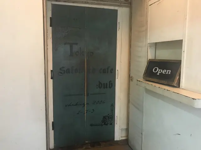 tokyo salonard cafe:dub トウキョウ サロナード カフェ ダブ