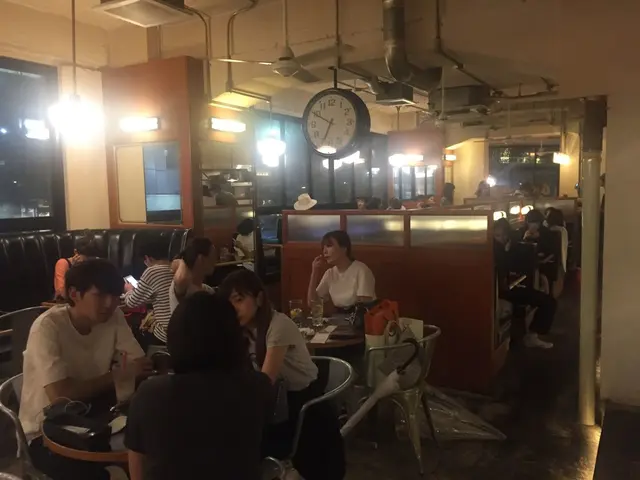 オンザコーナー （ON THE CORNER NO.8 BEAR POND）