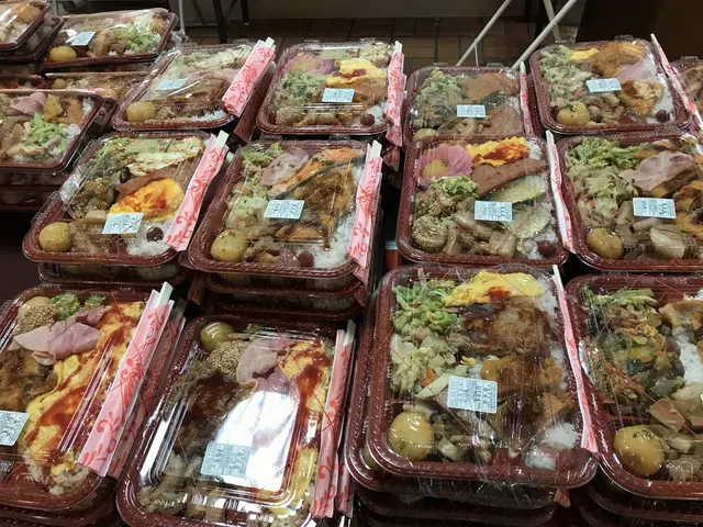 マーミヤかまぼこ 泊港