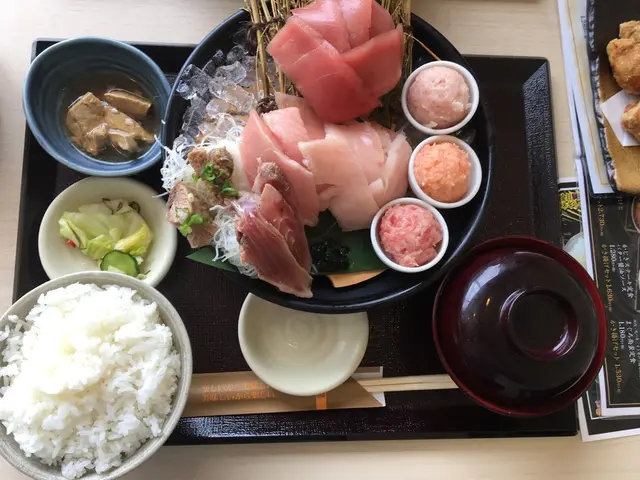 まぐろ一船買い問屋 バンノウ水産 河岸の市店