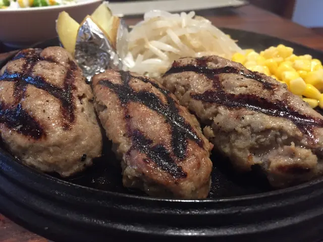 センターリバー浜線店