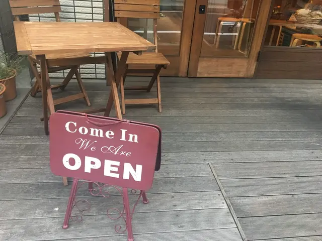 空と麦と