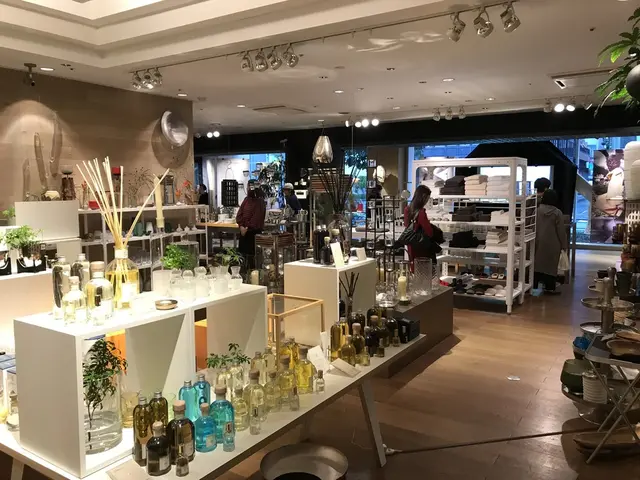 LIVING MOTIF（リビングモティーフ）