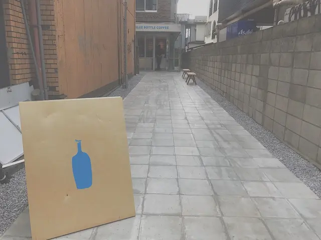 ブルーボトルコーヒー（Blue Bottle Coffee）三軒茶屋店