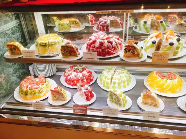 【閉業】果実園リーベル 新宿店