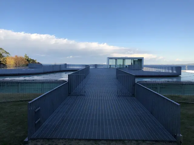 横須賀美術館