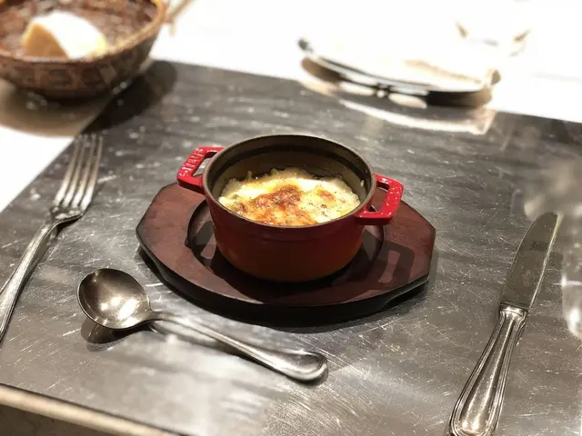 西麻布 K+ （カゲロウプリュス）