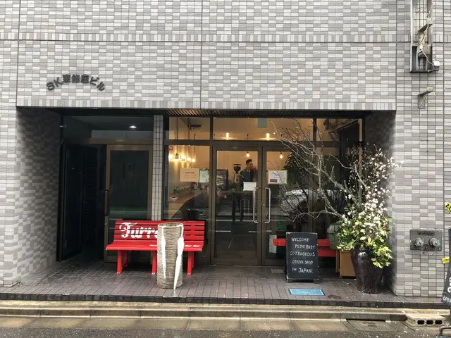 Turret Coffee （ターレットコーヒー）