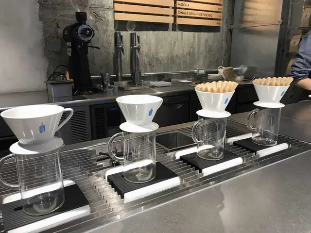 ブルーボトルコーヒー（Blue Bottle Coffee）三軒茶屋店