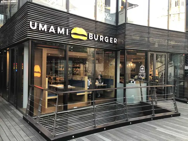 UMAMI BURGER 青山店 （ウマミ バーガー） 