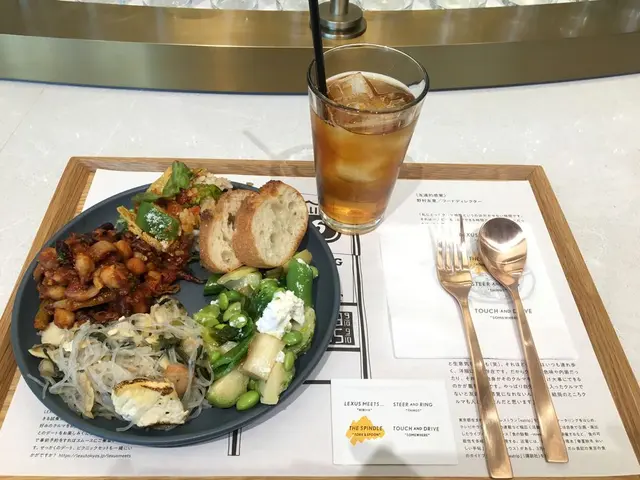 LEXUS MEETS … （レクサス　ミーツ）