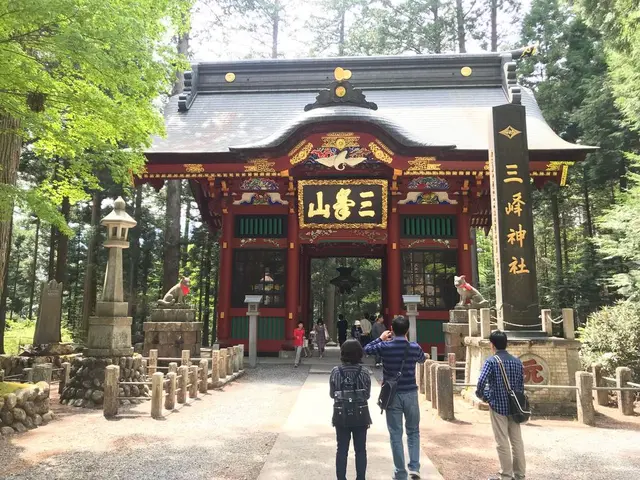 三峯神社