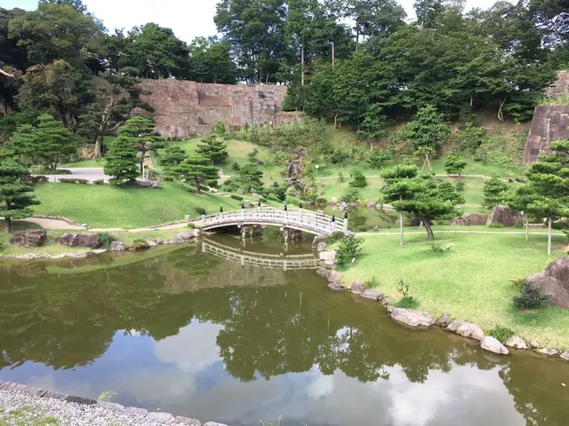 玉泉院丸庭園