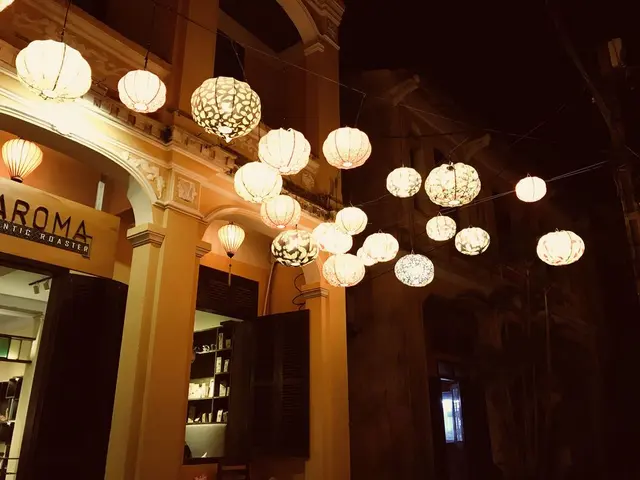 ホイアン
