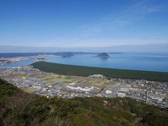 鏡山