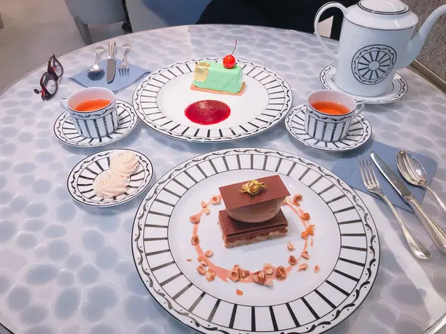 【閉業】Cafe'Dior by Pierre Herme’（カフェ ディオール バイ ピエール エルメ）