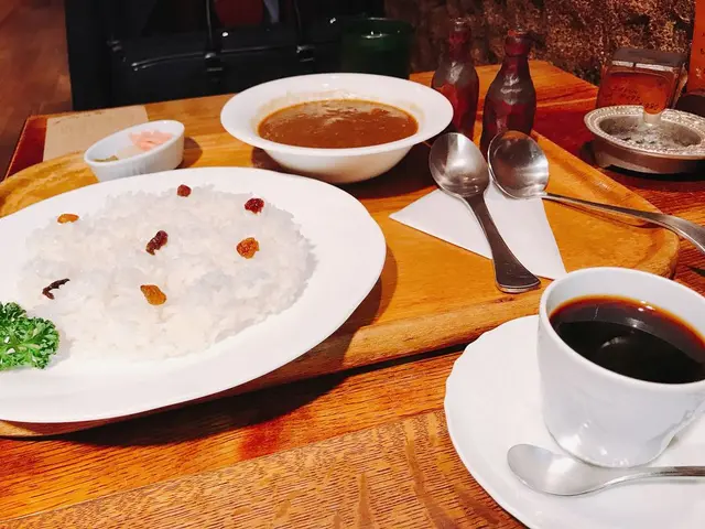 COFFEE HALL くぐつ草