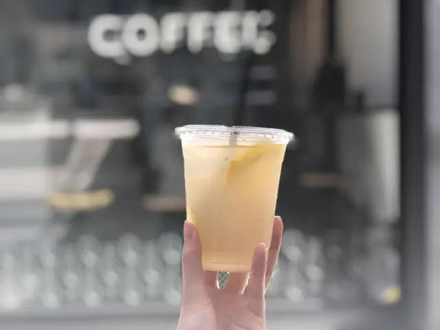 CHOP COFFEE CAT STREET