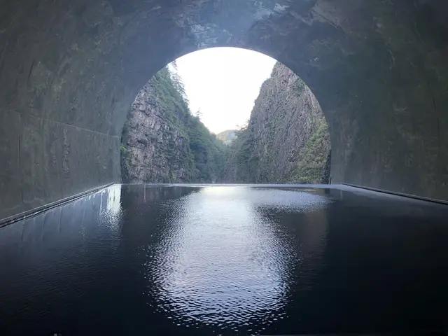 清津峡渓谷トンネル