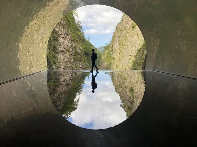 清津峡渓谷トンネル