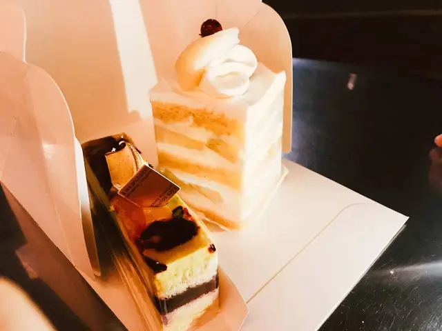 アテスウェイ（a tes souhaits）