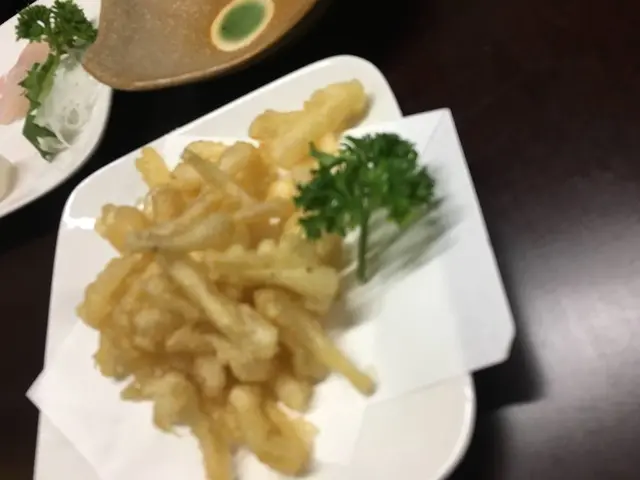 〒894-0411 鹿児島県大島郡龍郷町赤尾木８５−１４