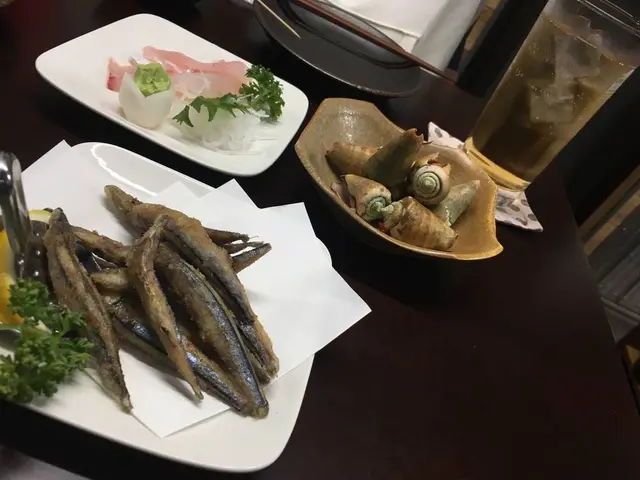 〒894-0411 鹿児島県大島郡龍郷町赤尾木８５−１４