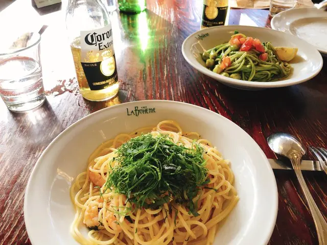 カフェ ラ・ボエム 新宿御苑