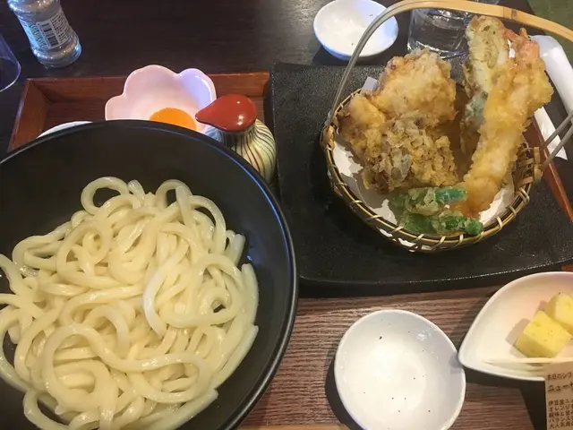 本格讃岐うどんこころ彩