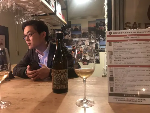 Dancing Elephant Wine Bar 跳舞大象葡萄酒専売