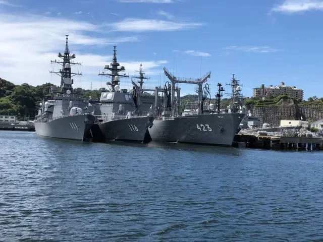 YOKOSUKA軍港めぐり