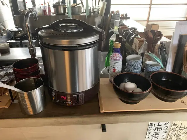 Hostel YUIGAHAMA + SOBA BAR