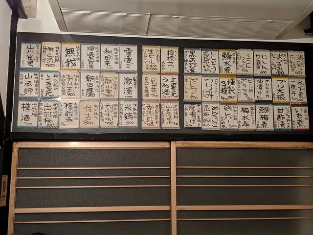 Hostel YUIGAHAMA + SOBA BAR